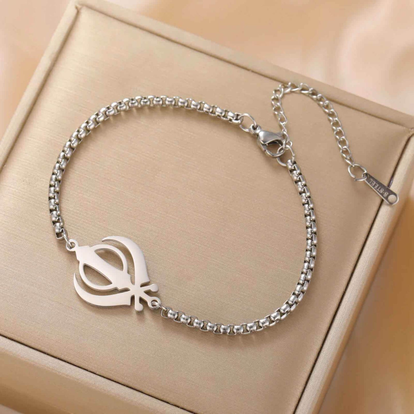 Khalsa Pride Khanda Bracelet - RIYOVA Jewelry