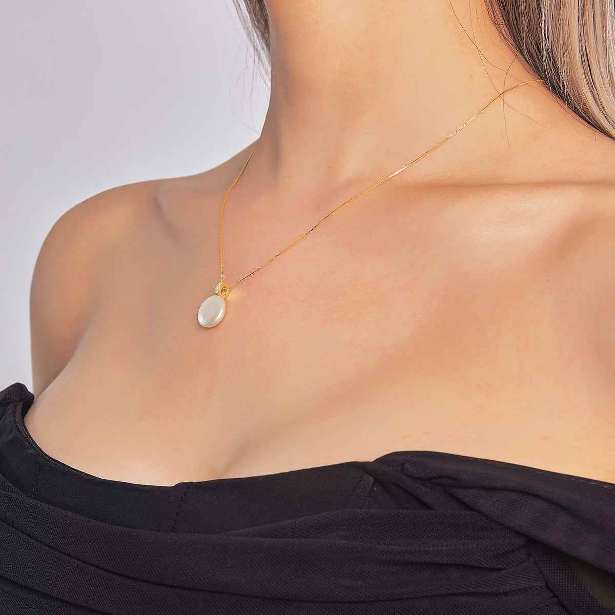 Megara Pearl Necklace - RIYOVA Jewelry