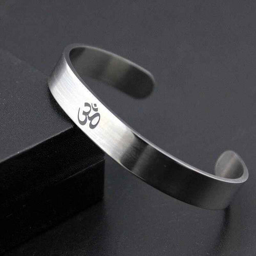 Shakti Om Bracelet - RIYOVA Jewelry