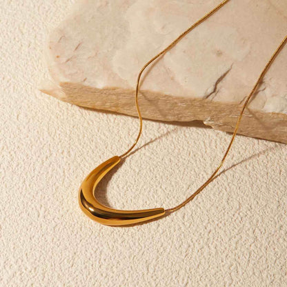 Ursa Necklace - RIYOVA Jewelry