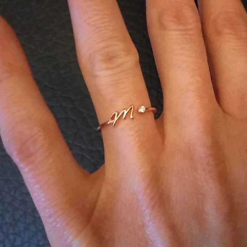 Carta A-Z Initial Rings - RIYOVA Jewelry