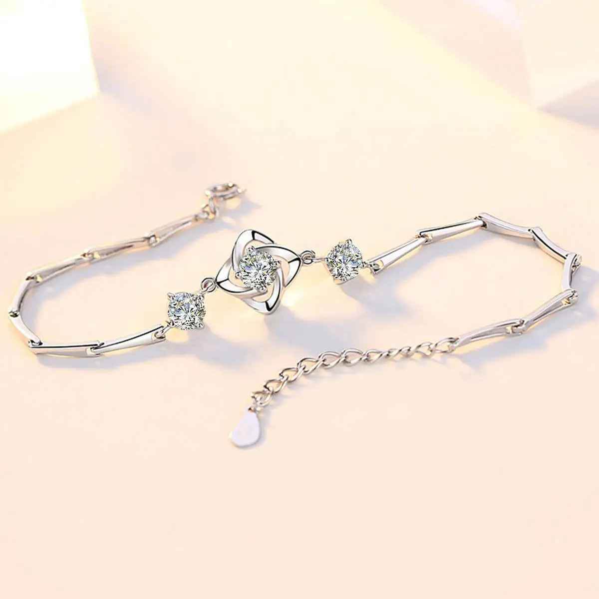 Primrose Bracelet - RIYOVA Jewelry