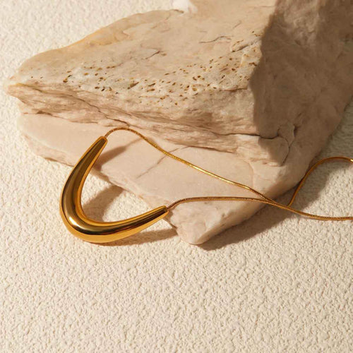 Ursa Necklace - RIYOVA Jewelry