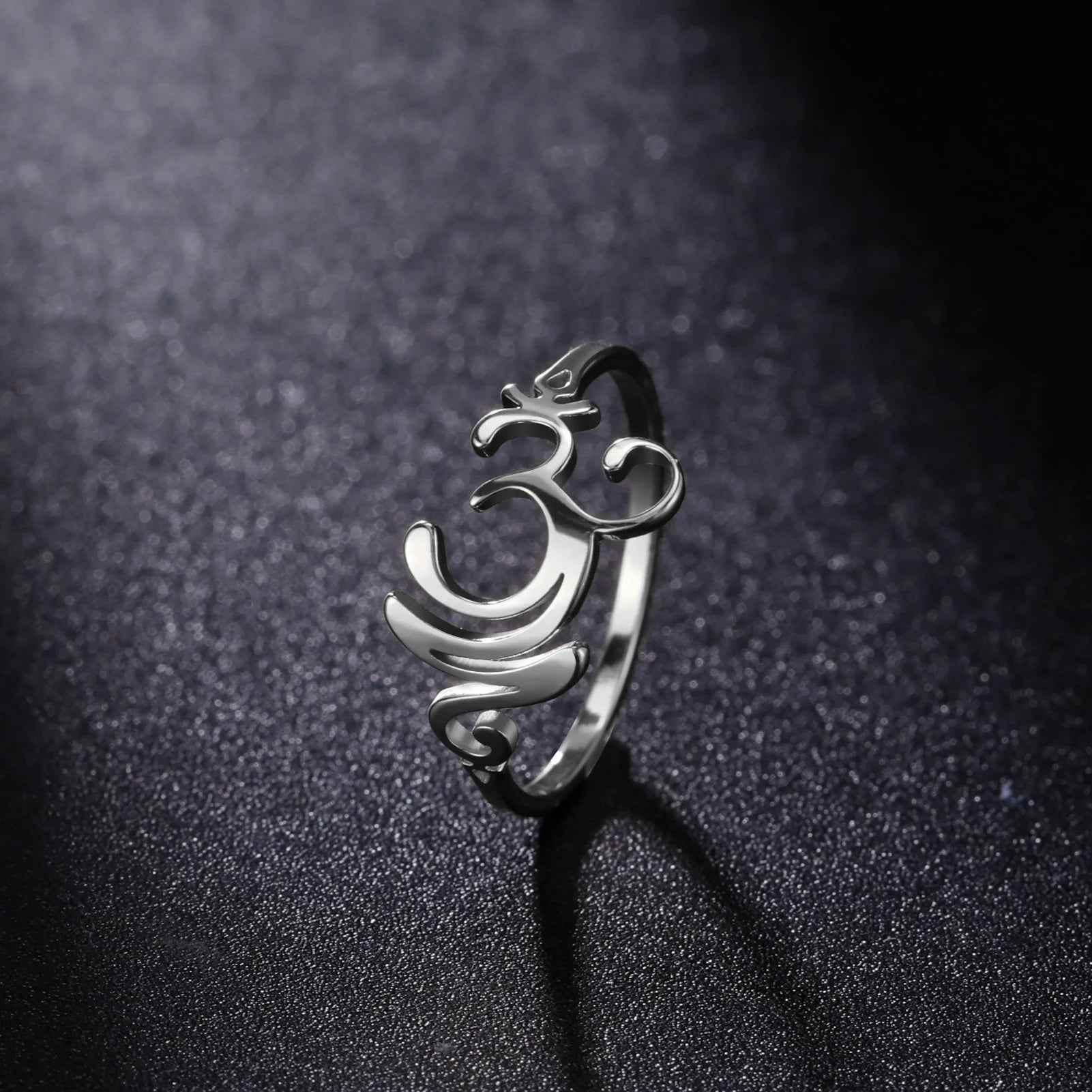 Om Soul Ring - RIYOVA Jewelry