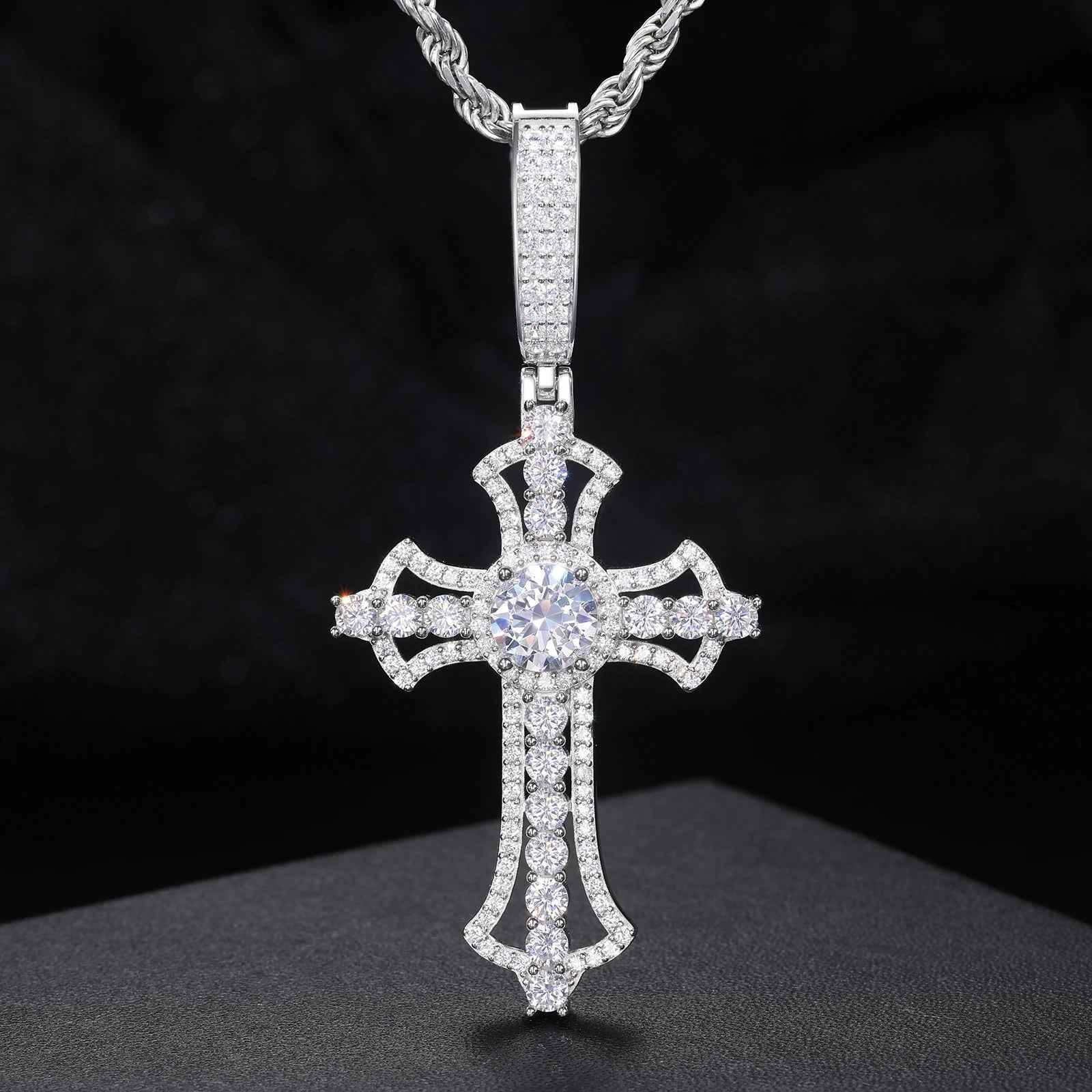 Dominic Pendent Necklace - RIYOVA Jewelry