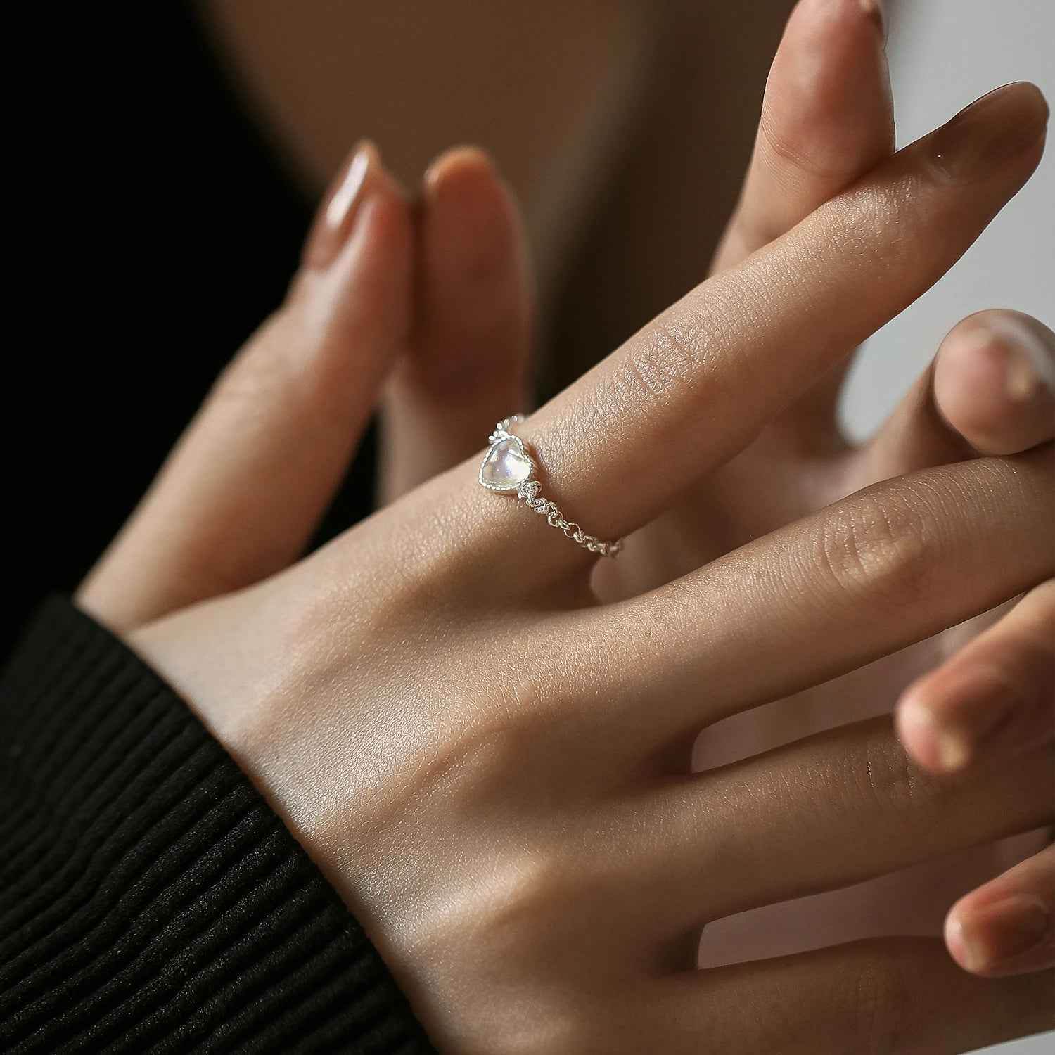 Moonlit Link Chain Ring - RIYOVA Jewelry