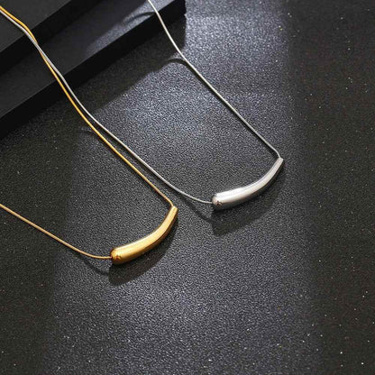 Halo Curve Necklace - RIYOVA Jewelry