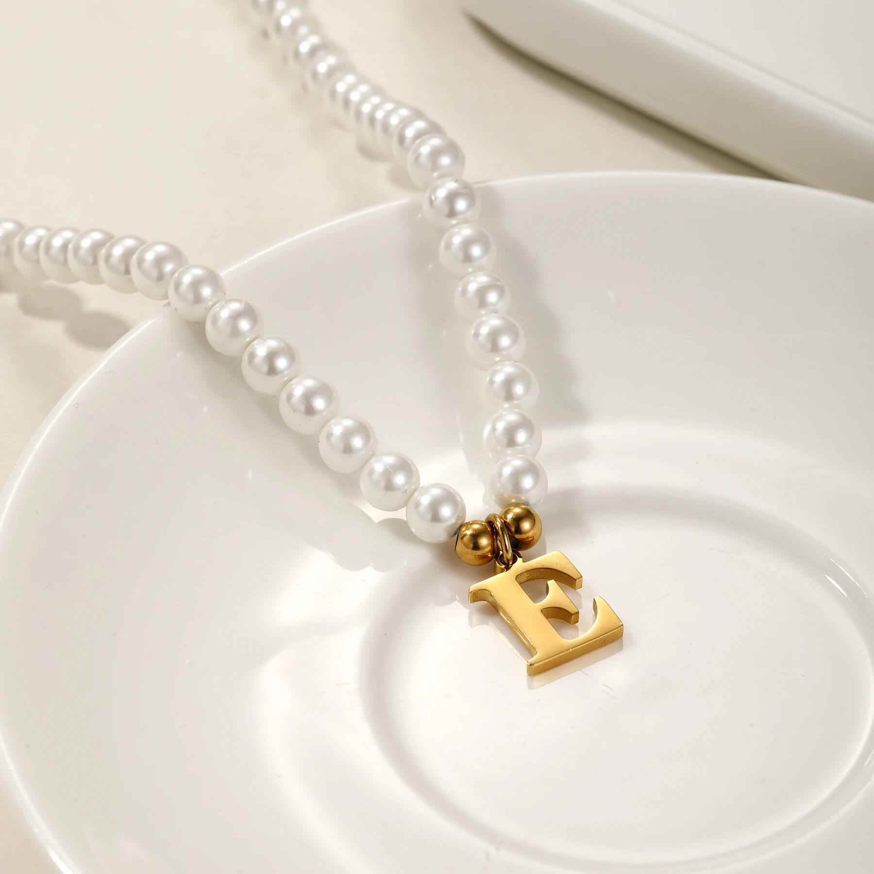 Personalized RIYOVA Initial Pearl Necklace - RIYOVA Jewelry