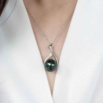 Oceana Black Pearl Necklace - RIYOVA Jewelry