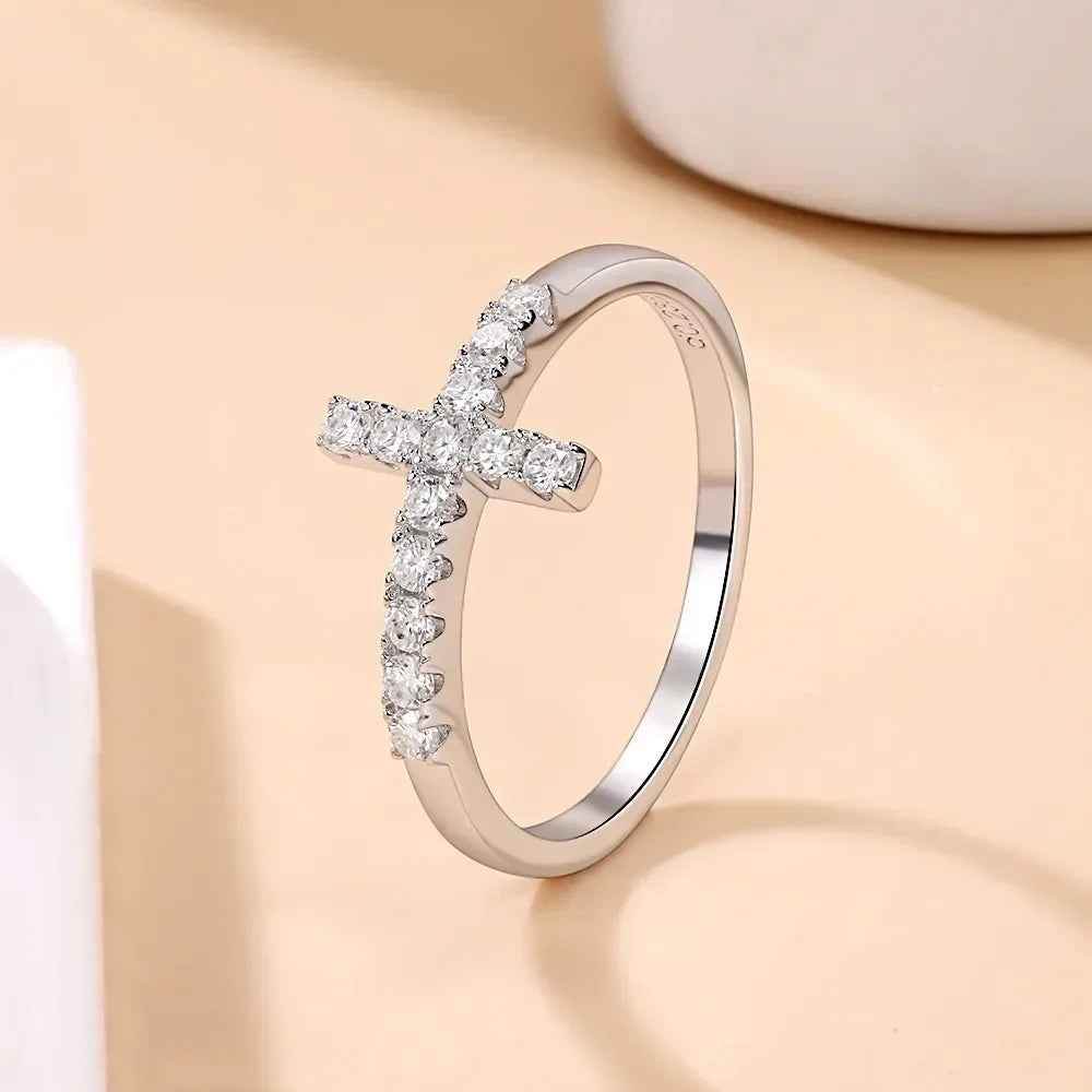 Mabel Moissanite Ring - RIYOVA Jewelry