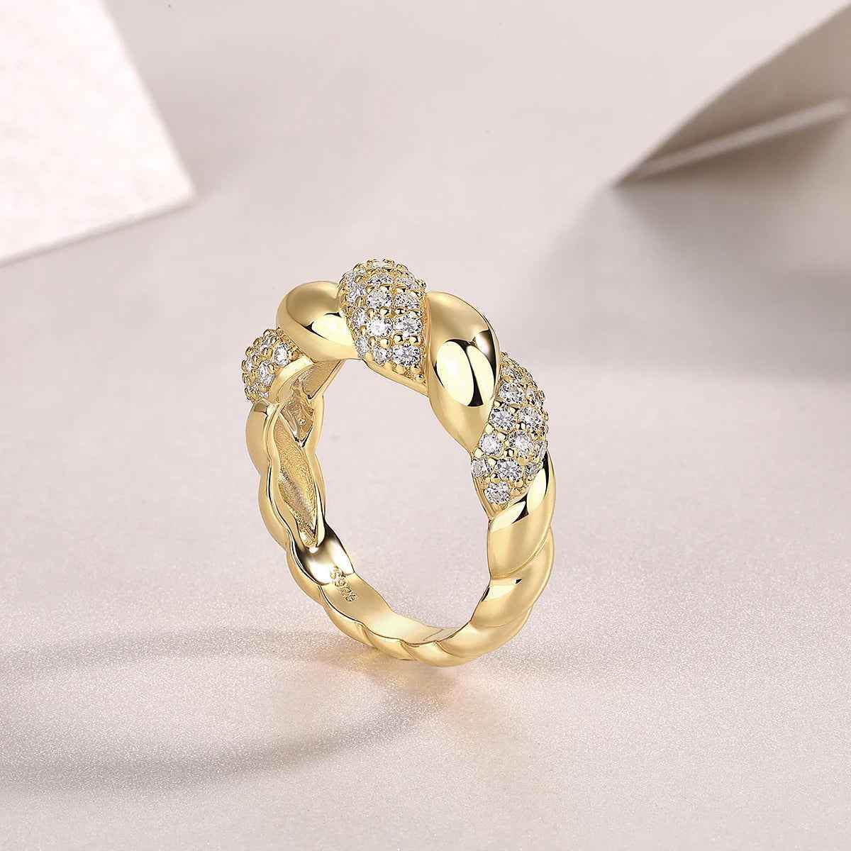 Veloura Ring - RIYOVA Jewelry