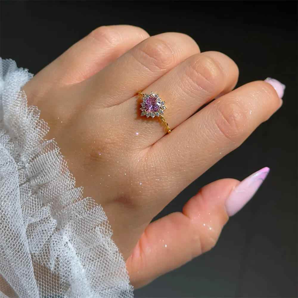 Queen of Hearts Chain Ring - RIYOVA Jewelry