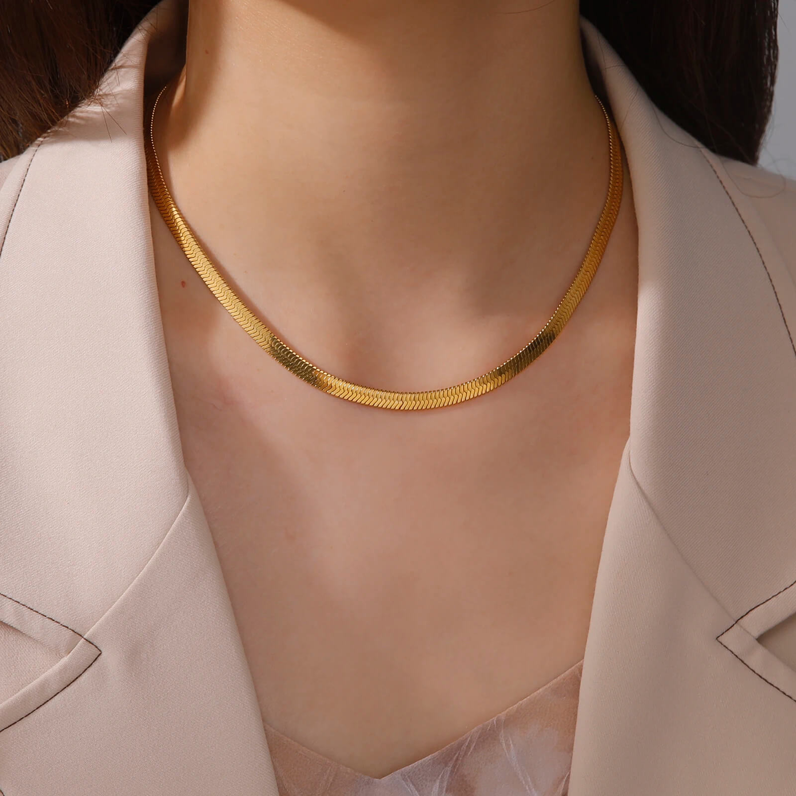 Herringbone Necklace RIYOVA