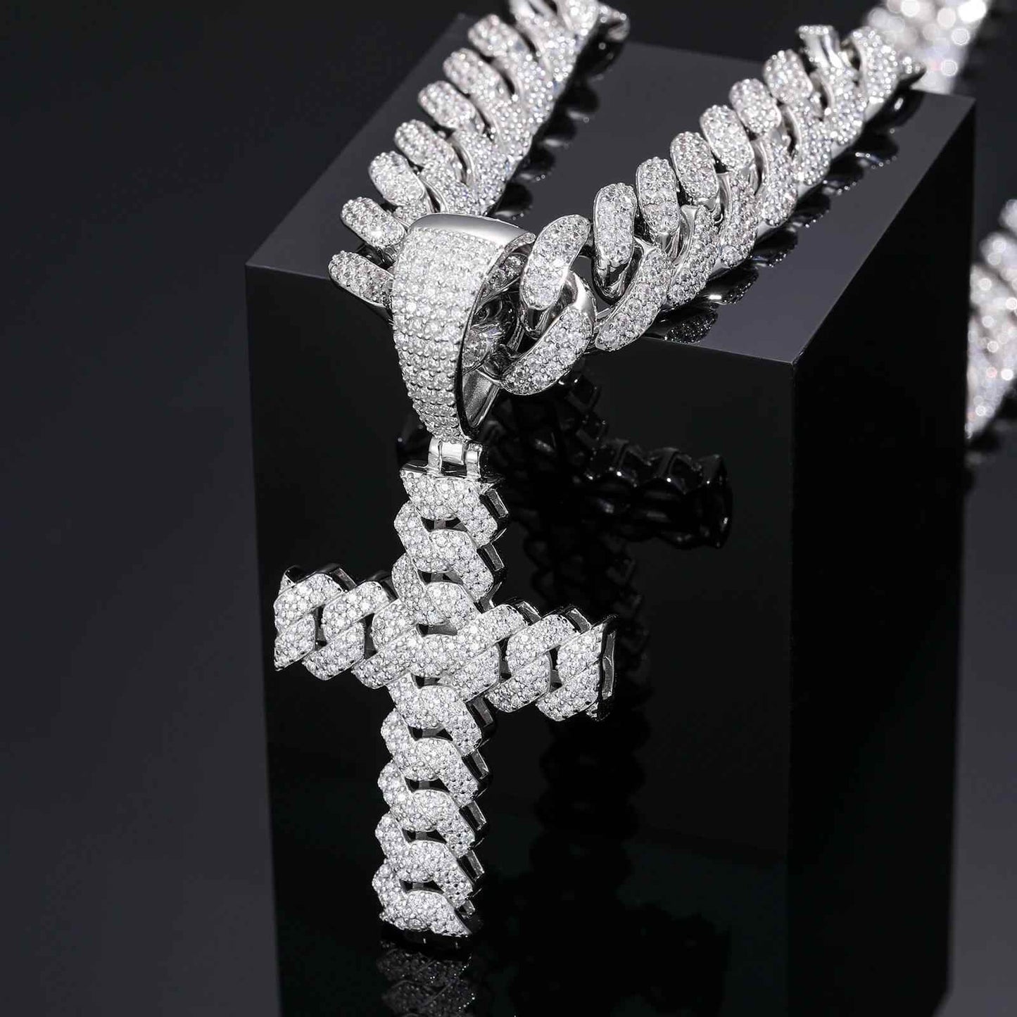925 Iced Out Hip Hop Criss Pendant - RIYOVA Jewelry