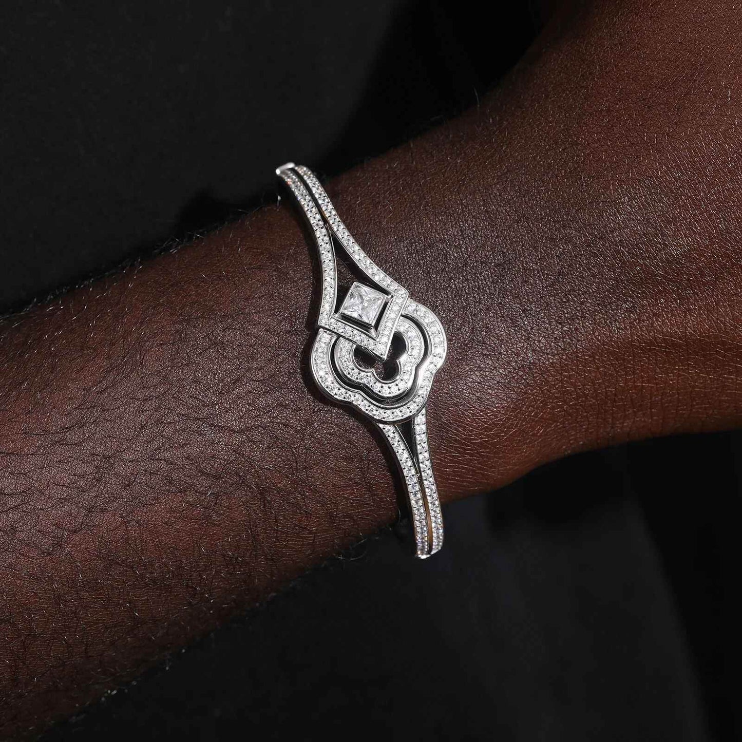 925 Iced Out Clover Bracelet - RIYOVA Jewelry