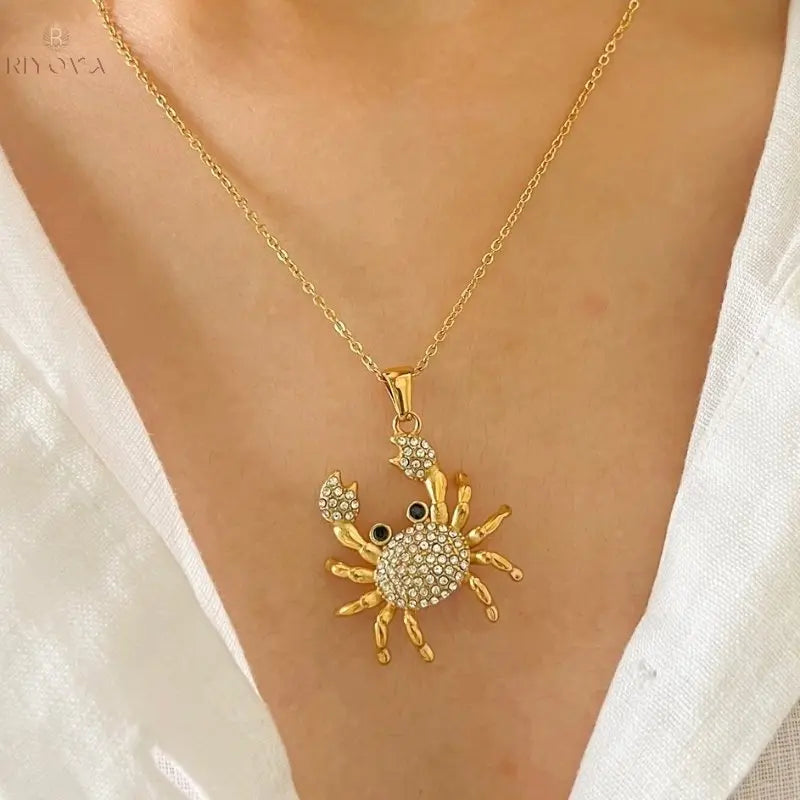 Crab Necklace – Bold Beauty for Beach Souls RIYOVA