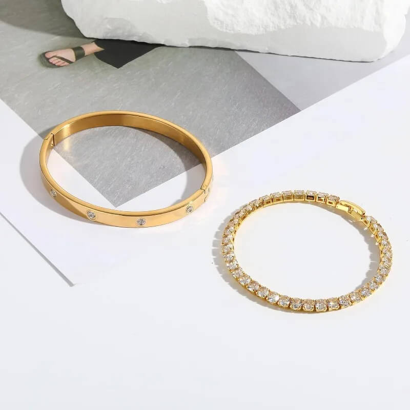 Golden Eternal Love Bracelet for Girlfriend in Premium Lighting Setup