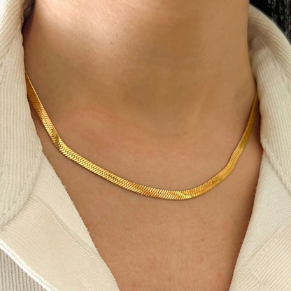 Herringbone Necklace RIYOVA