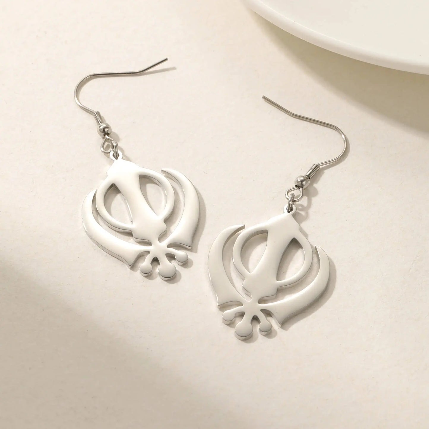 Khanda Grace Earrings RIYOVA