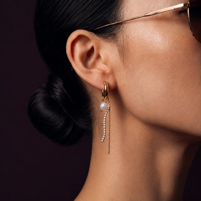 Starburst Mismatched Pearl Earrings RIYOVA