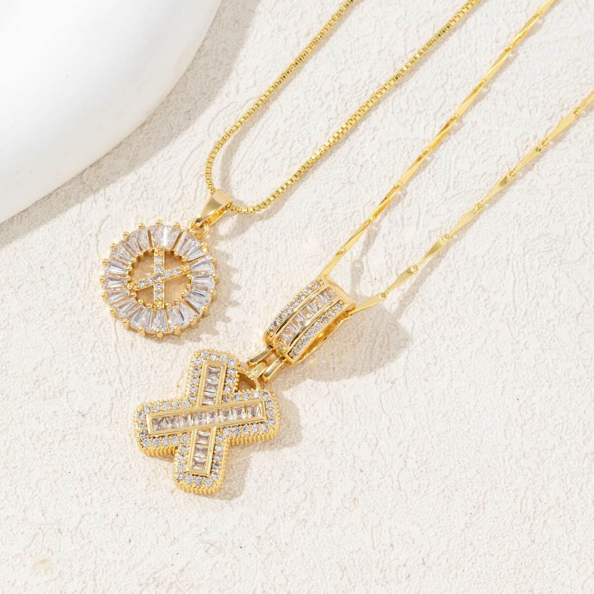 Hana Twin Sparkling Initial Necklace - RIYOVA Jewelry